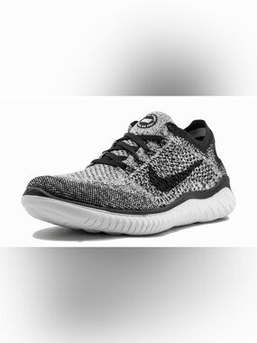 Nike Flyknit Trainer — Black and White Knit